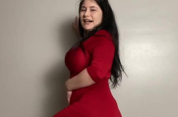 Girl Farting While Super Bloated on myfanstube.com